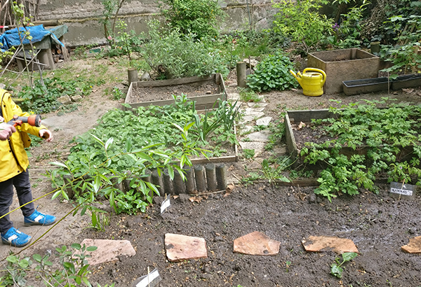 Internationaler Garten Östliche Unterstadt Mannheim e.V. - "Sanierung und Neubegrünung des internationalen Garten U5"